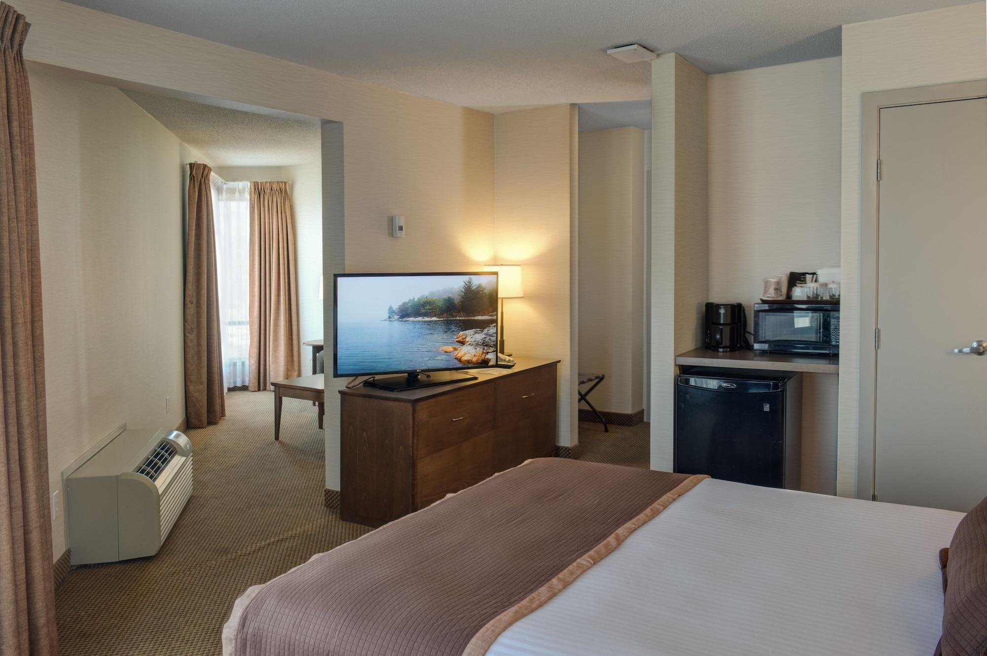 Hotel Ramada By Wyndham Kamloops Exteriér fotografie
