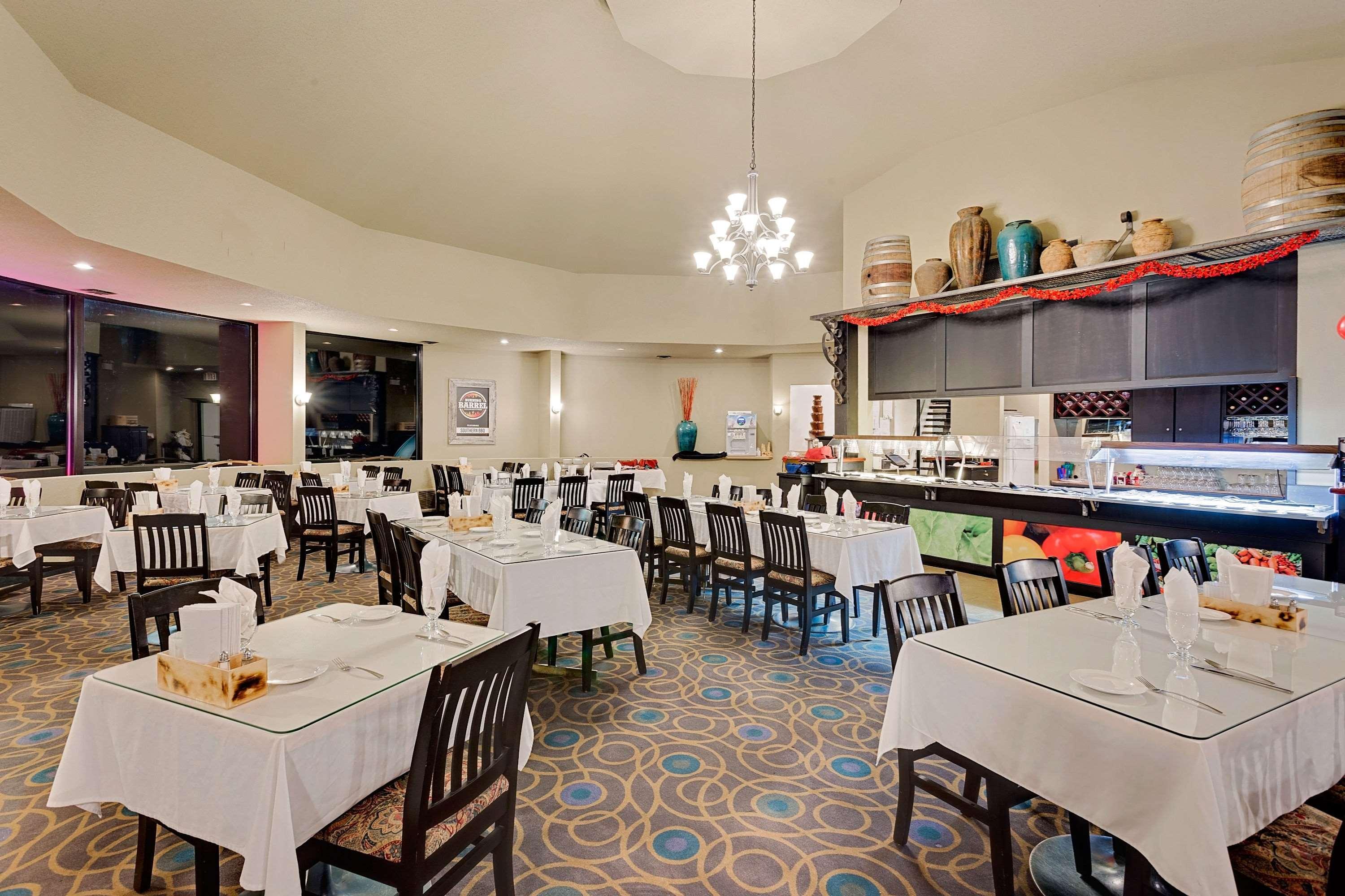 Hotel Ramada By Wyndham Kamloops Exteriér fotografie
