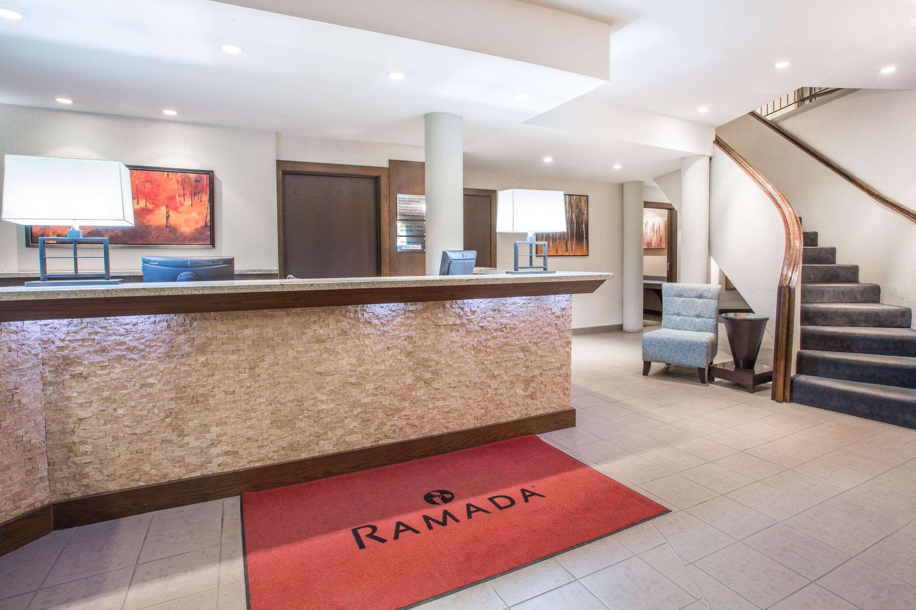 Hotel Ramada By Wyndham Kamloops Exteriér fotografie