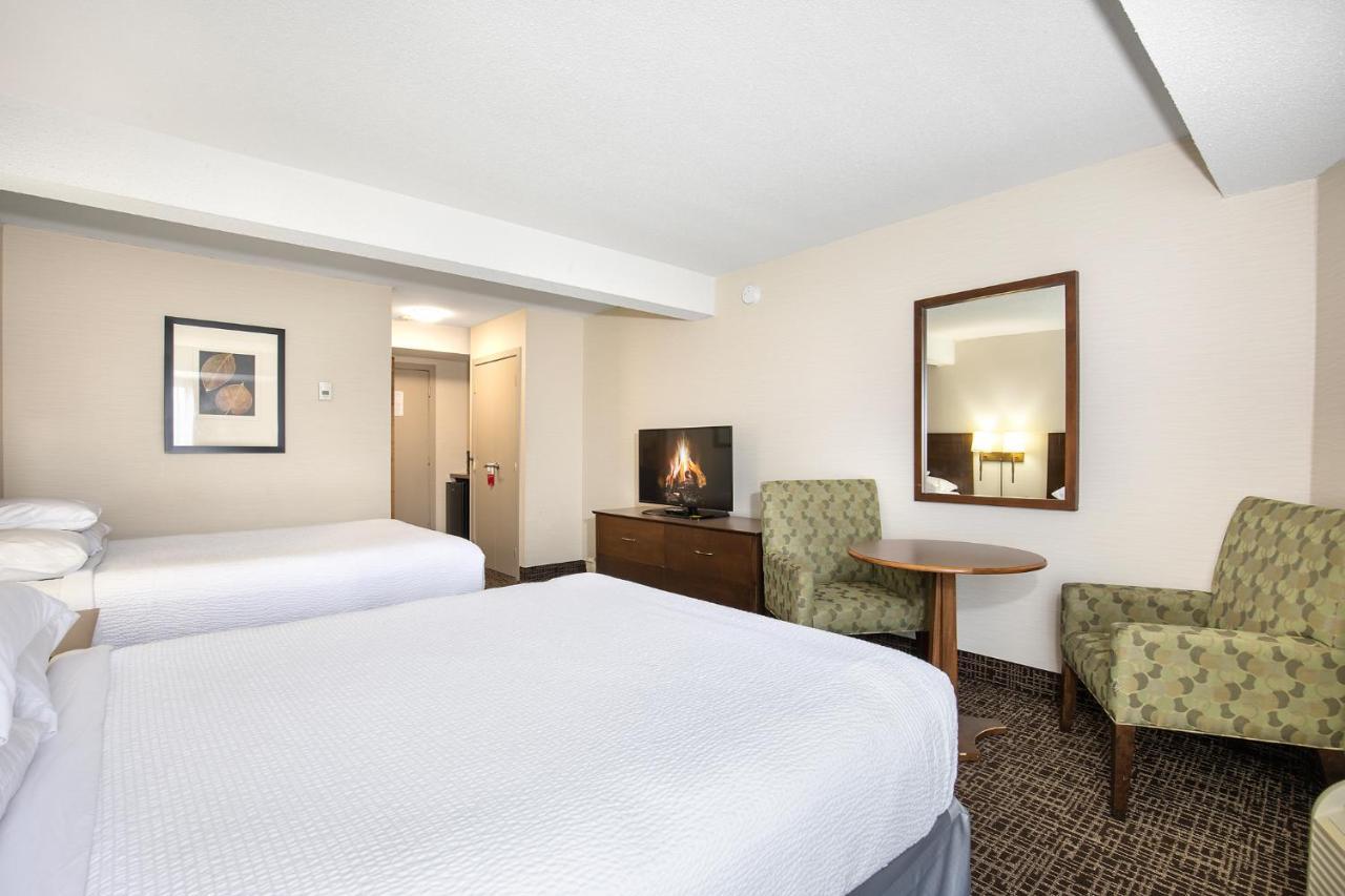 Hotel Ramada By Wyndham Kamloops Exteriér fotografie