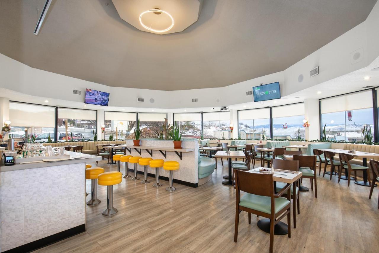 Hotel Ramada By Wyndham Kamloops Exteriér fotografie