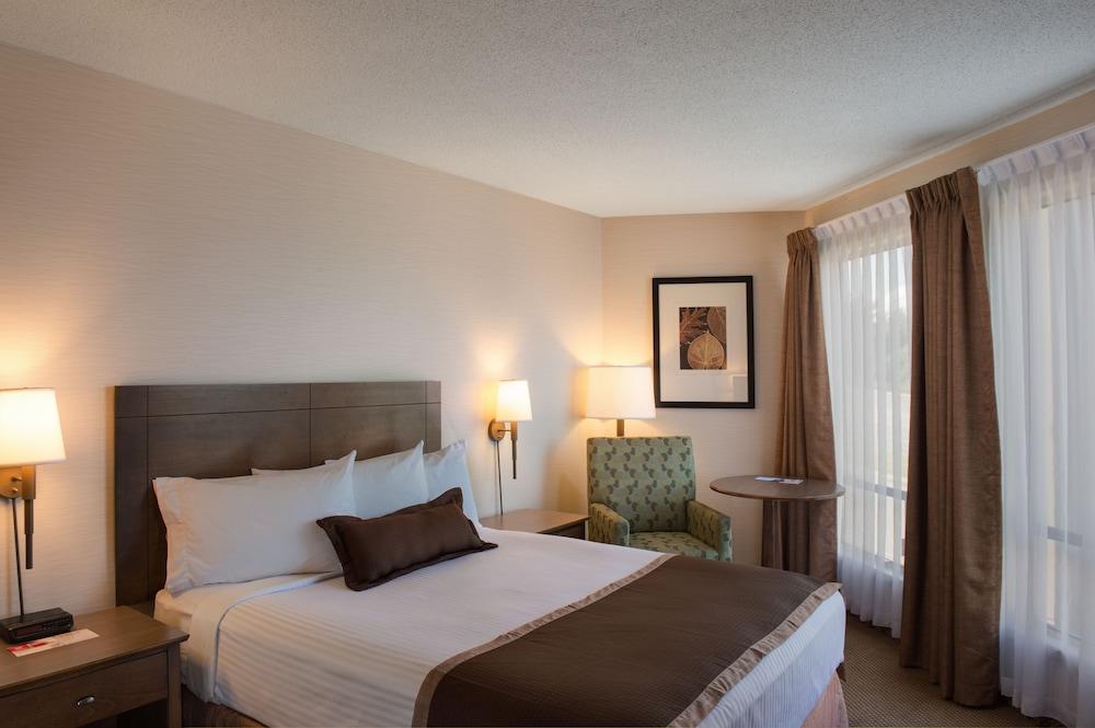 Hotel Ramada By Wyndham Kamloops Exteriér fotografie